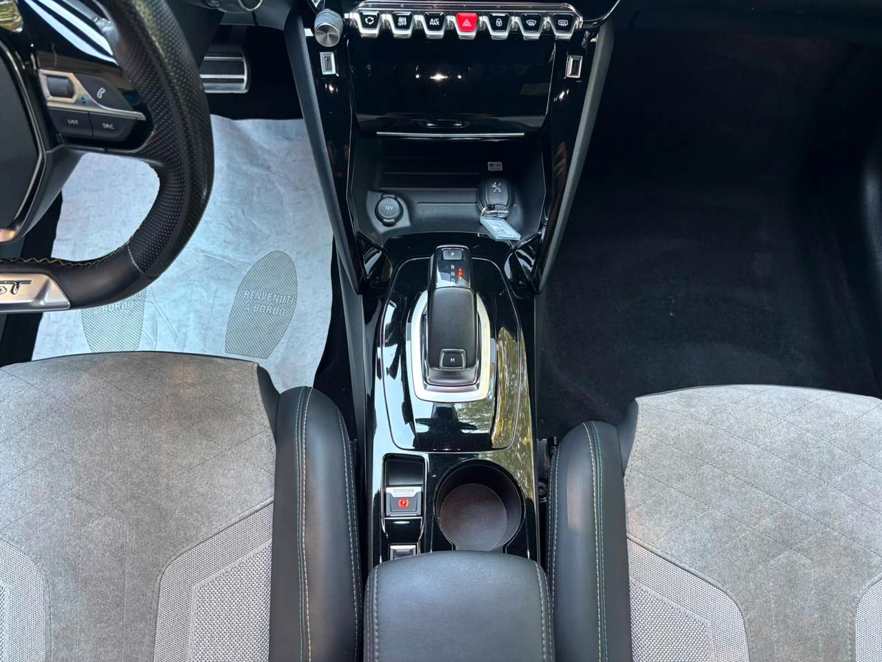 Peugeot 208 PureTech 100 Stop&Start EAT8 5 porte GT Line