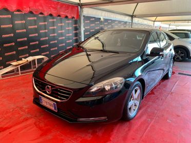 Volvo V40 D2 1.6 Summum