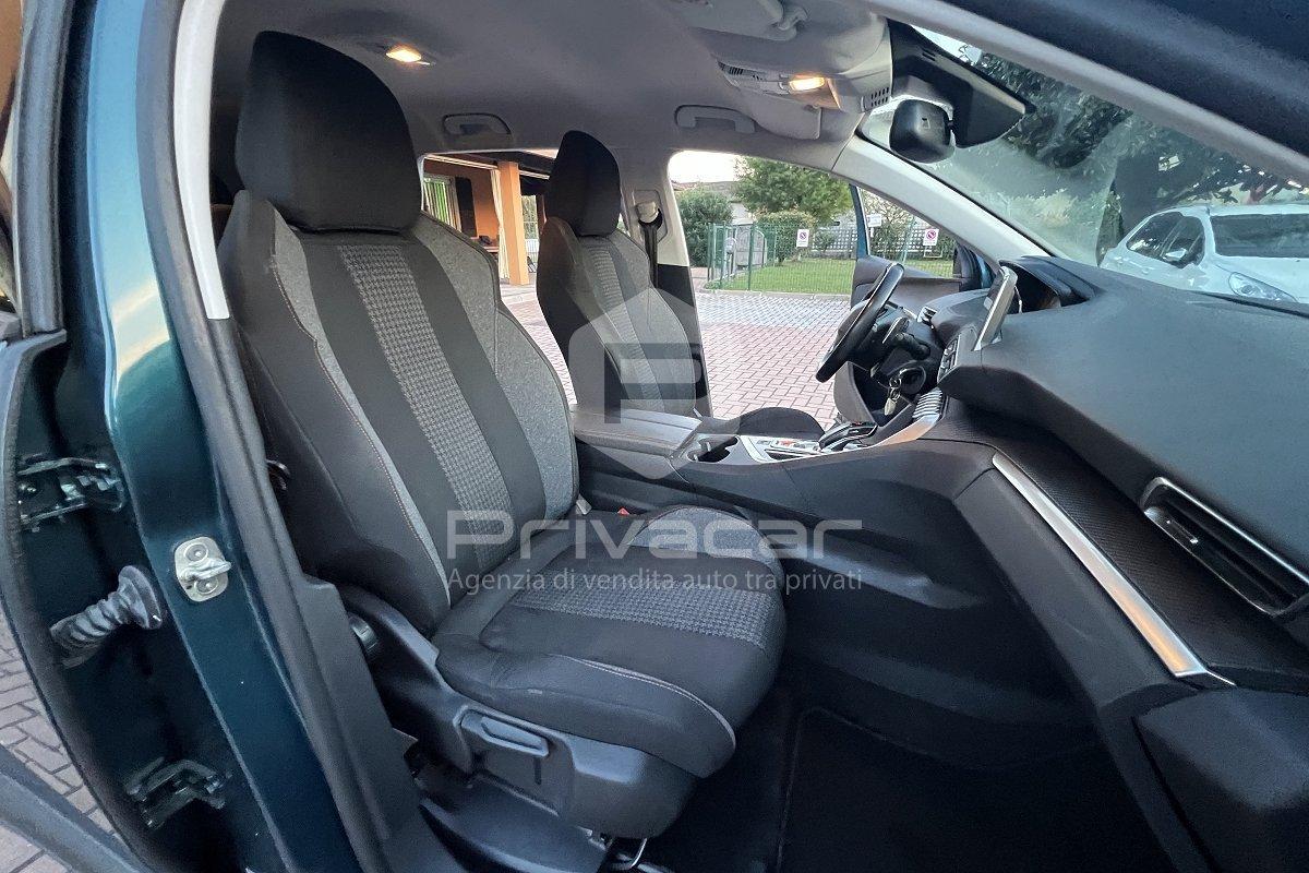 PEUGEOT 5008 BlueHDi 130 S&S EAT8 Allure