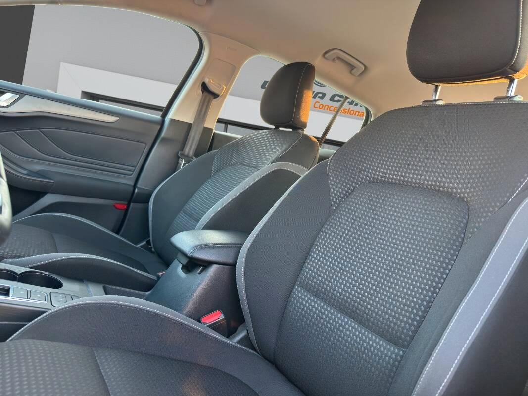 Ford Focus Wagon 1.5 ecoblue Business 120cv AUTOMATICA E CARPLAY