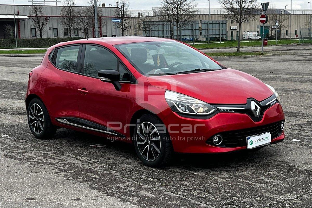 RENAULT Clio 1.2 75CV 5 porte Costume National