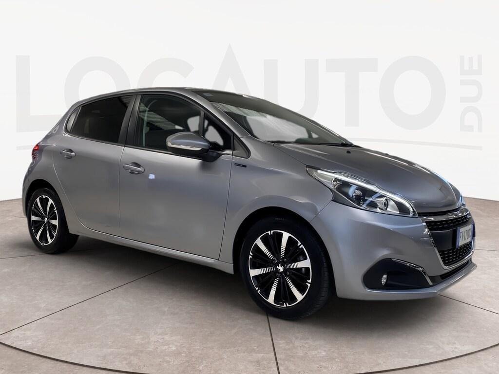 Peugeot 208 5 Porte 1.2 PureTech Signature