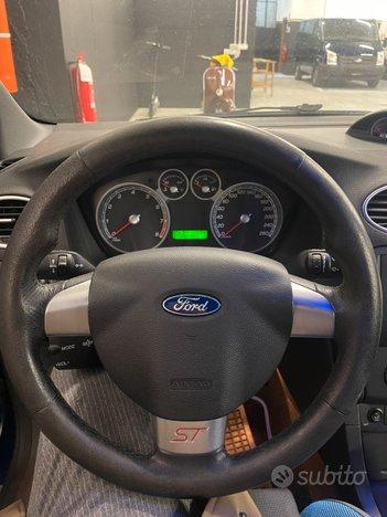 FORD FOCUS ST 2.5 225CV