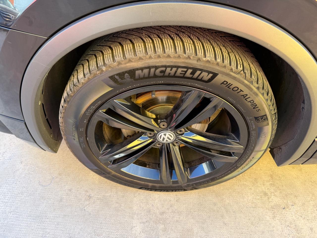 Volkswagen Tiguan 1.6 TDI R-Line - 2019