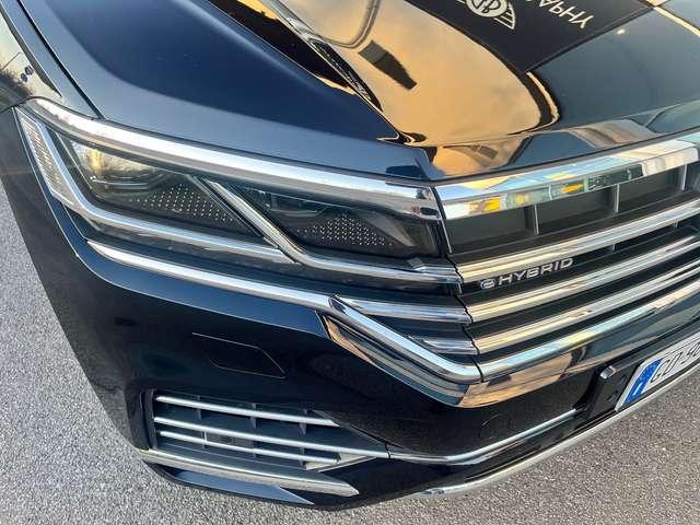 Volkswagen Touareg 3.0 V6 tsi eh Elegance 4Motion tiptronic