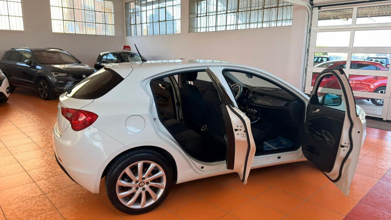 Alfa Romeo Giulietta 1.4 Turbo 120 CV Distinctive
