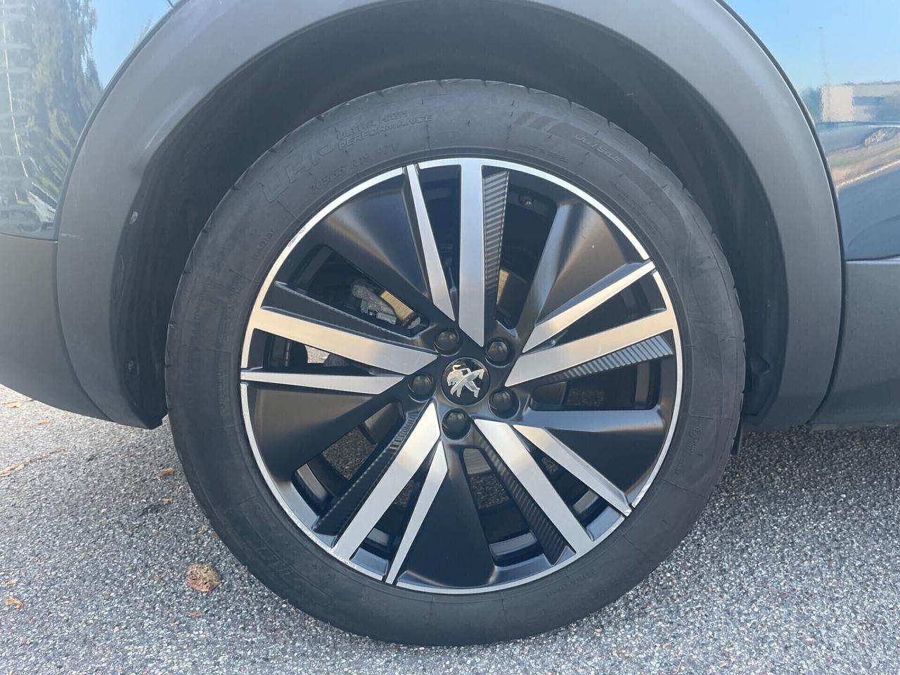 Peugeot 3008 Hybrid 225 *Automatik*Navi*Pelle*Full optional