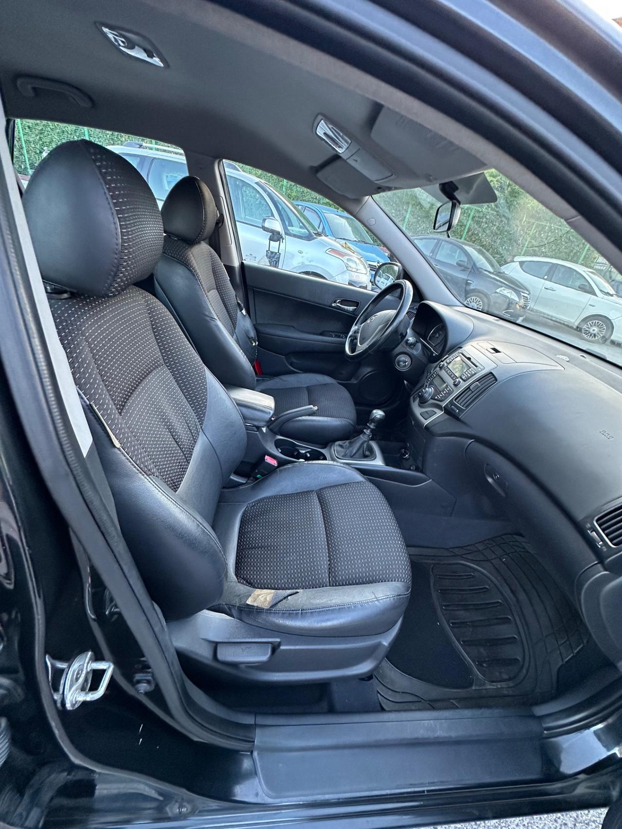 Hyundai i30 1.6 CRDi VGT 16V 115CV 5p. Dynamic