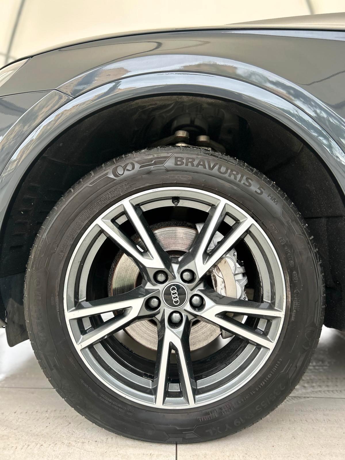 Audi Q5 SPB 40 TDI quattro S tronic Business Advanced