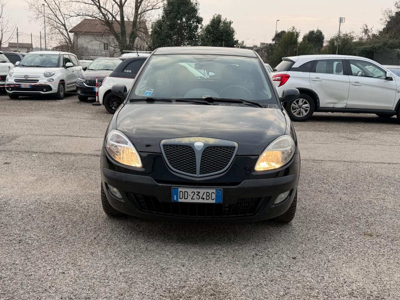 Lancia Ypsilon 1.3 Multijet 16V Platino