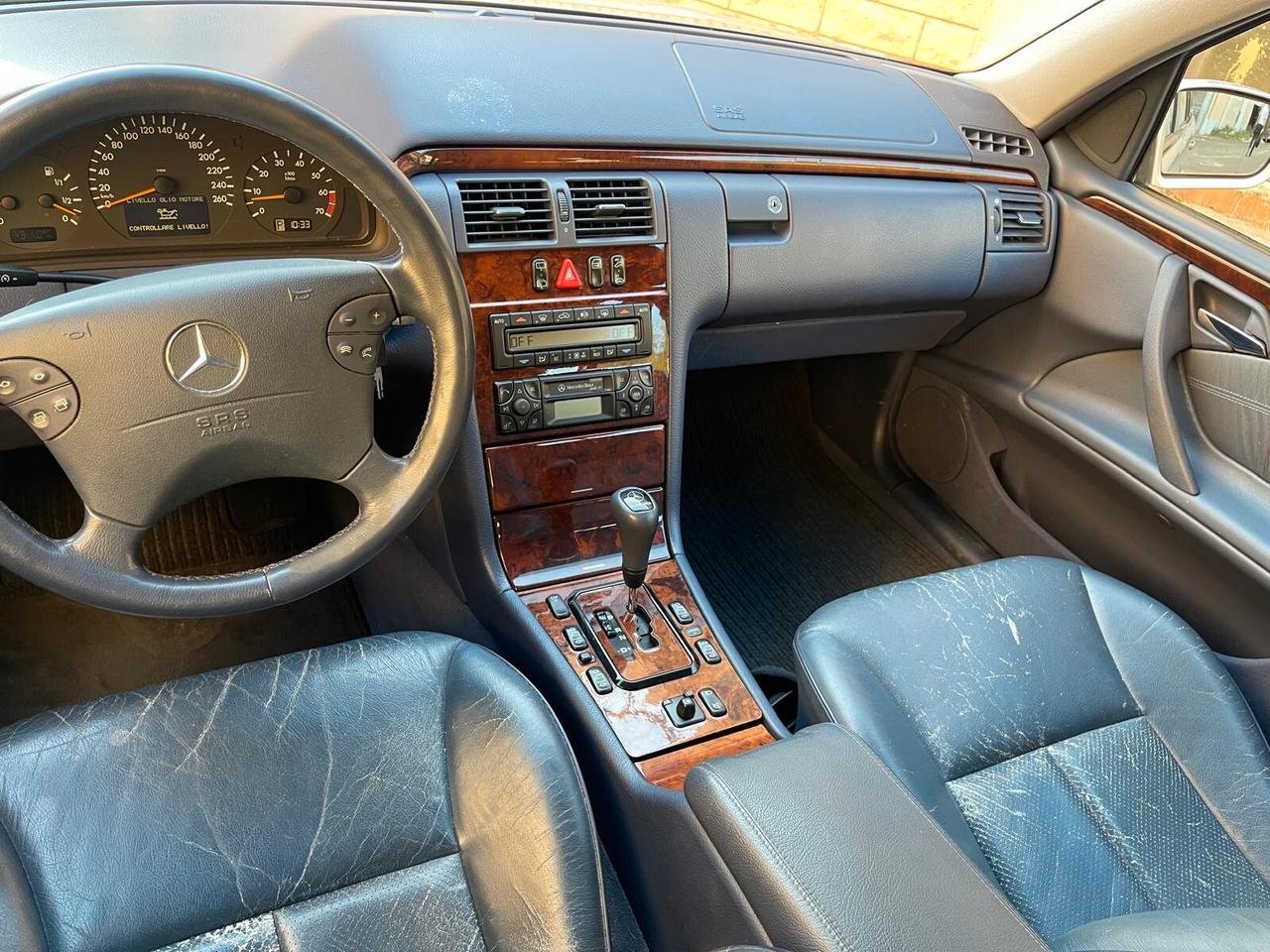 Mercedes-benz E 200 cat Station Wagon Avantgarde