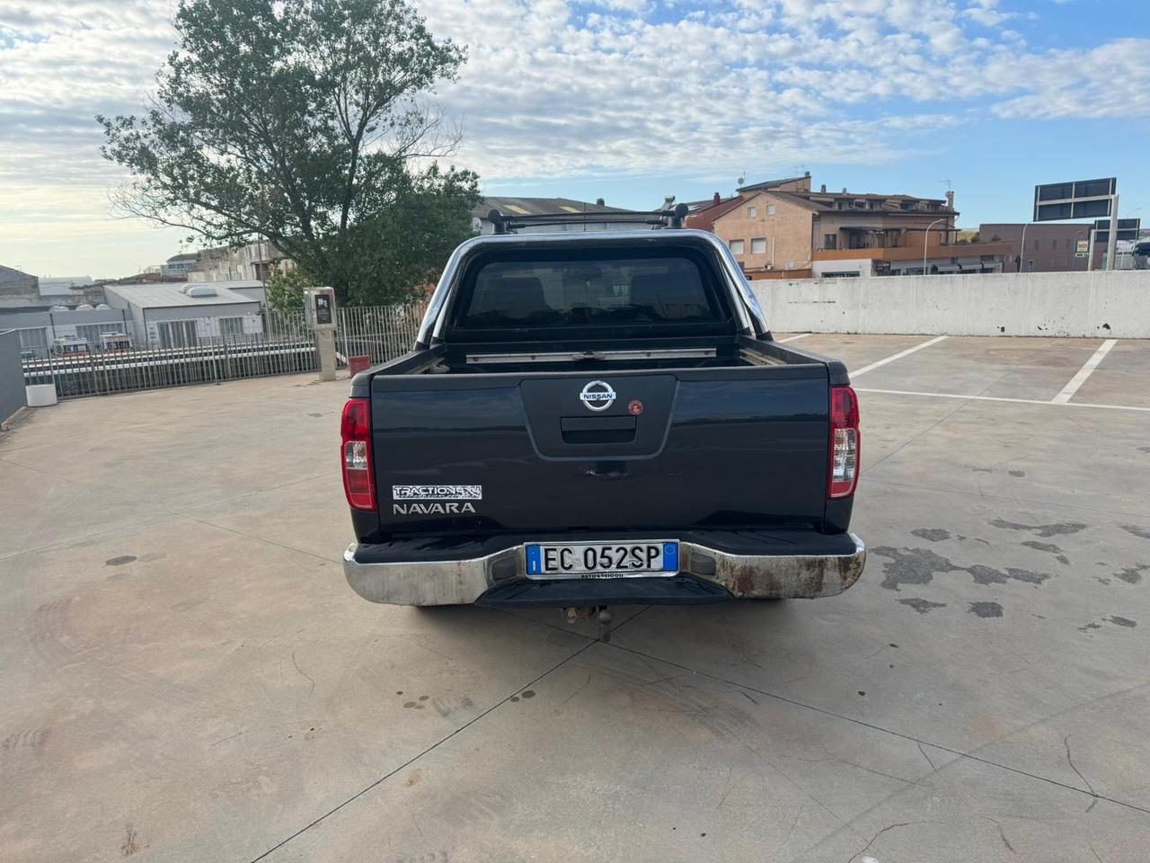 Nissan Navara 2.5 dCi 4 porte Double Cab XE