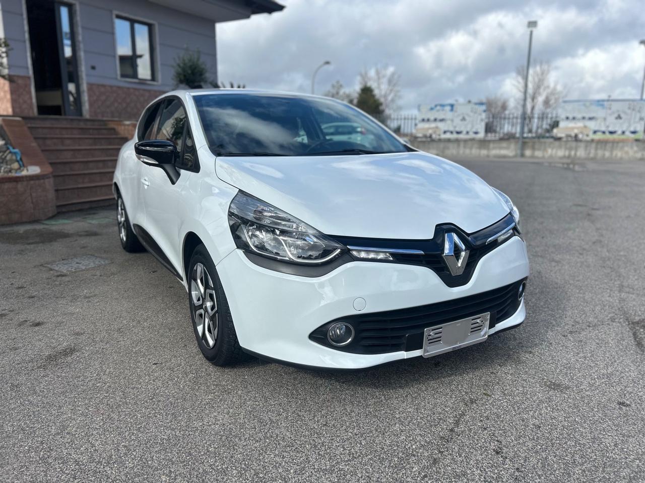 Renault Clio 1.2 75CV GPL 5 porte