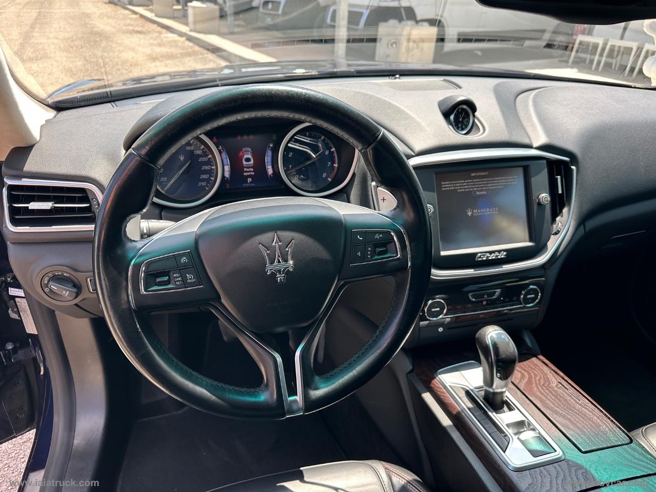 MASERATI Ghibli V6 SQ4 MODENA MOTORE FERRARI