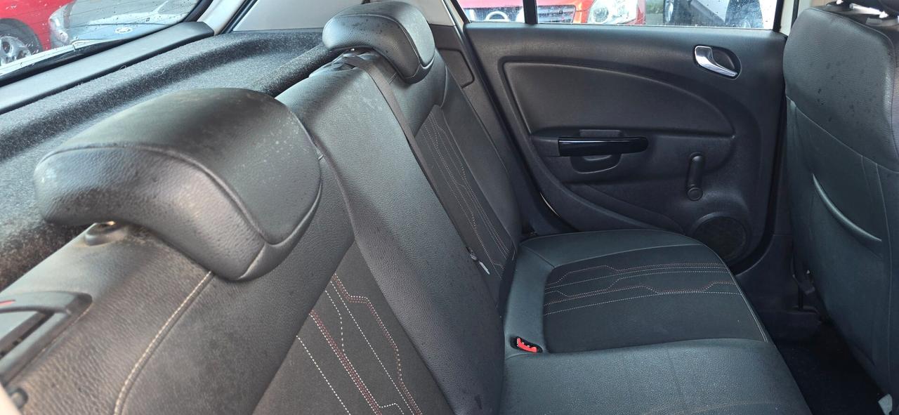 Opel Corsa 1.2 85CV 5 porte GPL-TECH Edition