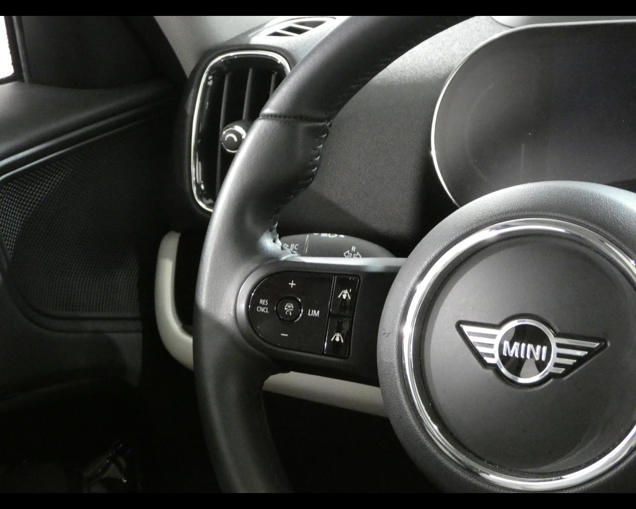 MINI Mini Countrym.(F60) - Mini 1.5 Cooper Yours Countryman ALL4