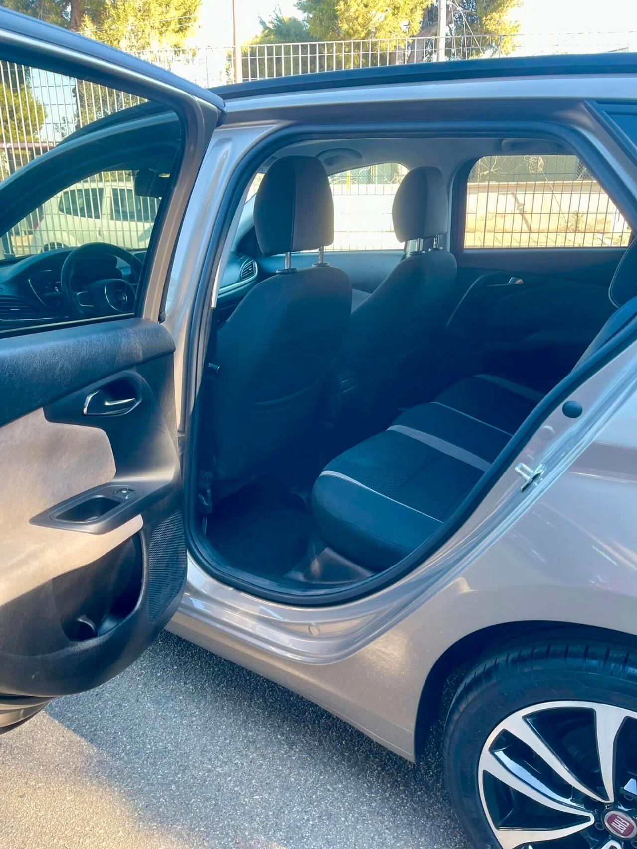 Fiat Tipo 1.3 Mjt 4 porte Lounge
