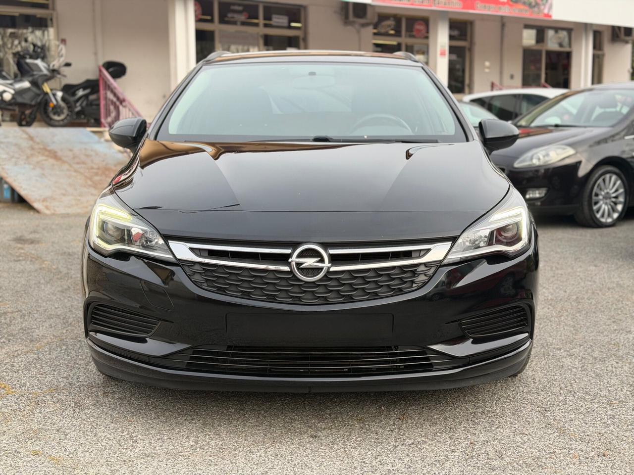 Opel Astra 1.6 CDTI Promo