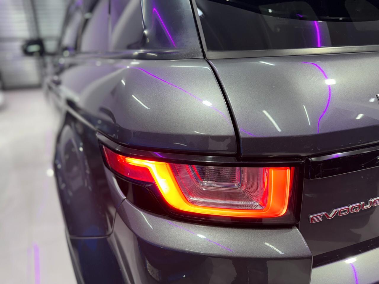 Land Rover Range Evoque 2.0 TD4 180 CV 5p. Autobiography