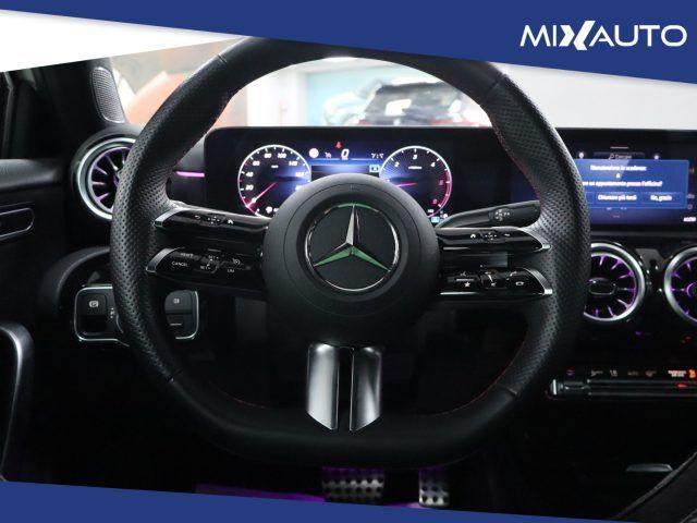 MERCEDES-BENZ A 180 D Automatic Premium AMG Line