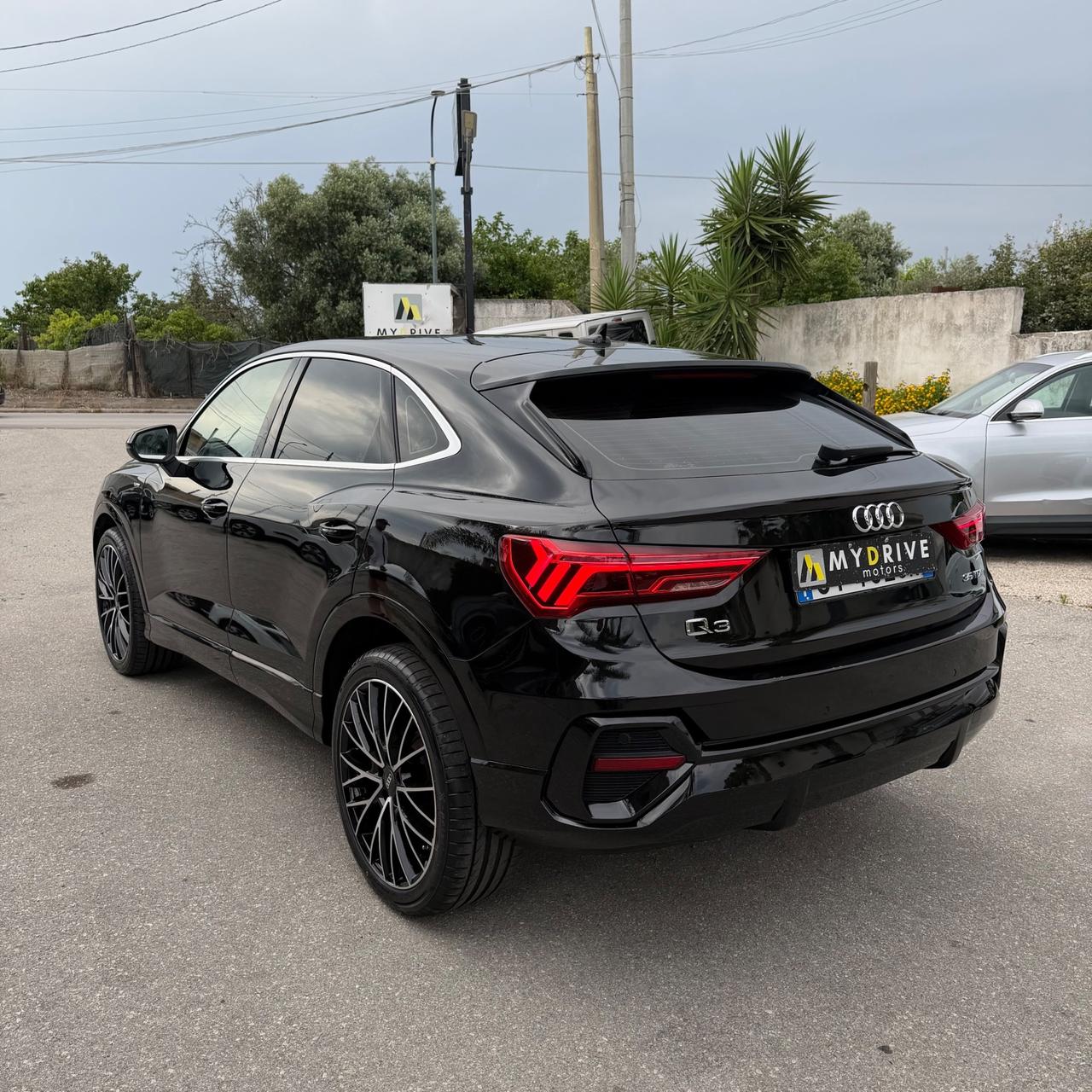 Audi Q3 SPB 35 TDI S tronic Business Plus