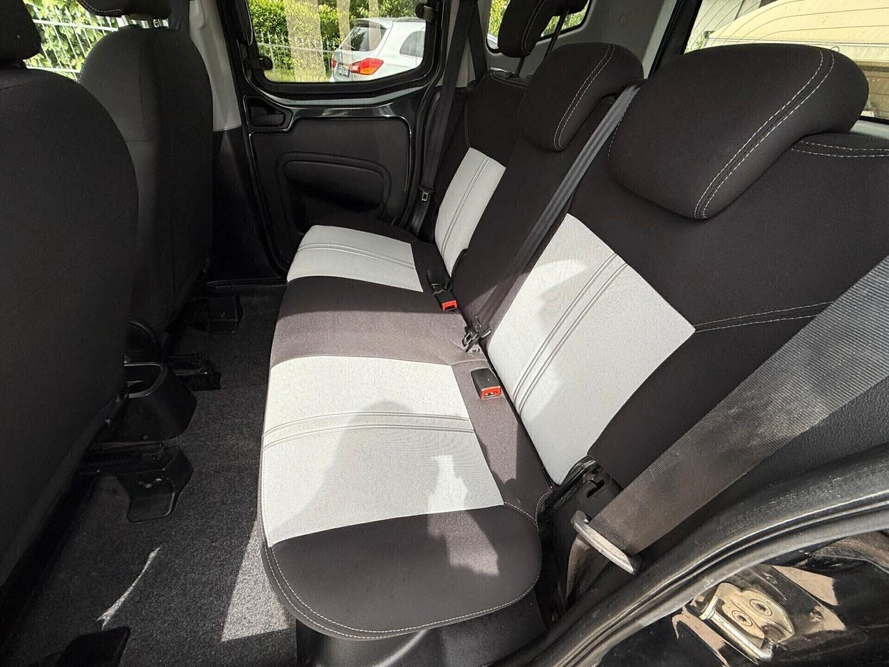 Fiat Qubo 1.3 MJT 75 CV gancio traino