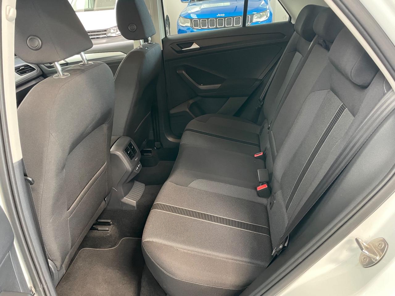 Volkswagen T-Roc 2.0 TDI SCR Life Telec. Keyless