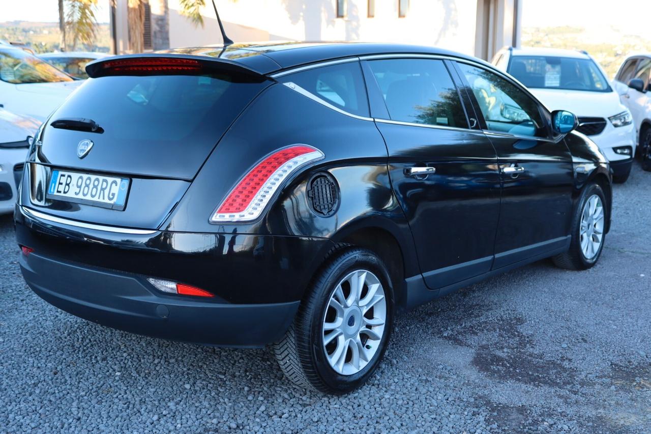 Lancia Delta 1.6 MJT DPF Platino