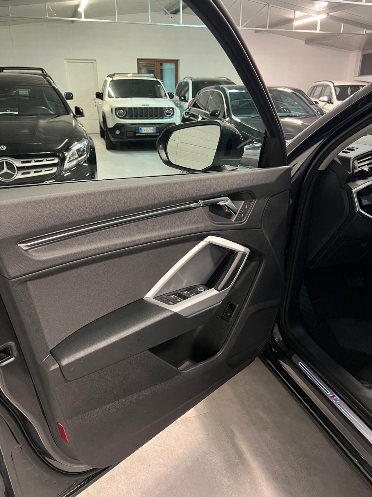 Audi Q3 40 TDI quattro S tronic line edition