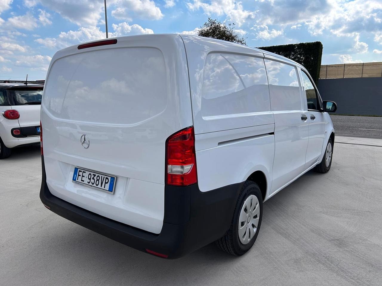 Mercedes Benz Vito Long 114 CDI
