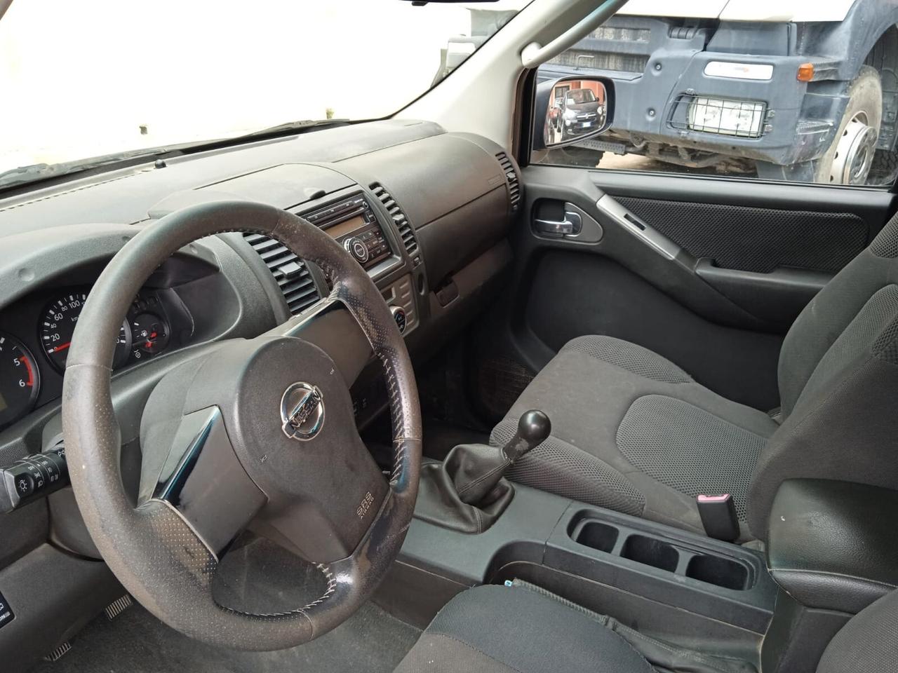 Nissan Navara 2.5 dCi 4 porte Double Cab Platinum