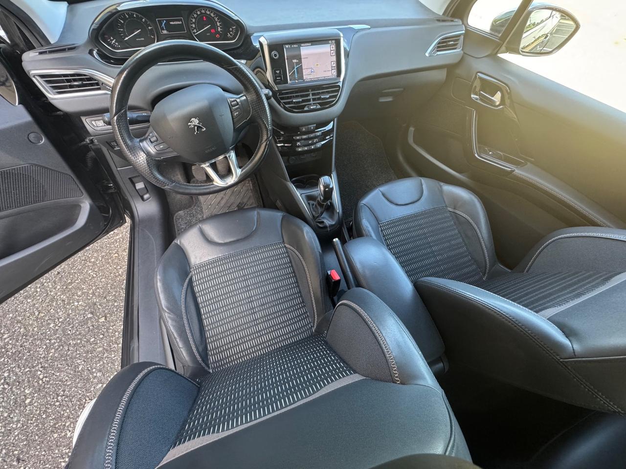 Peugeot 208 1.2 VTi 82 CV Splendide Condizioni