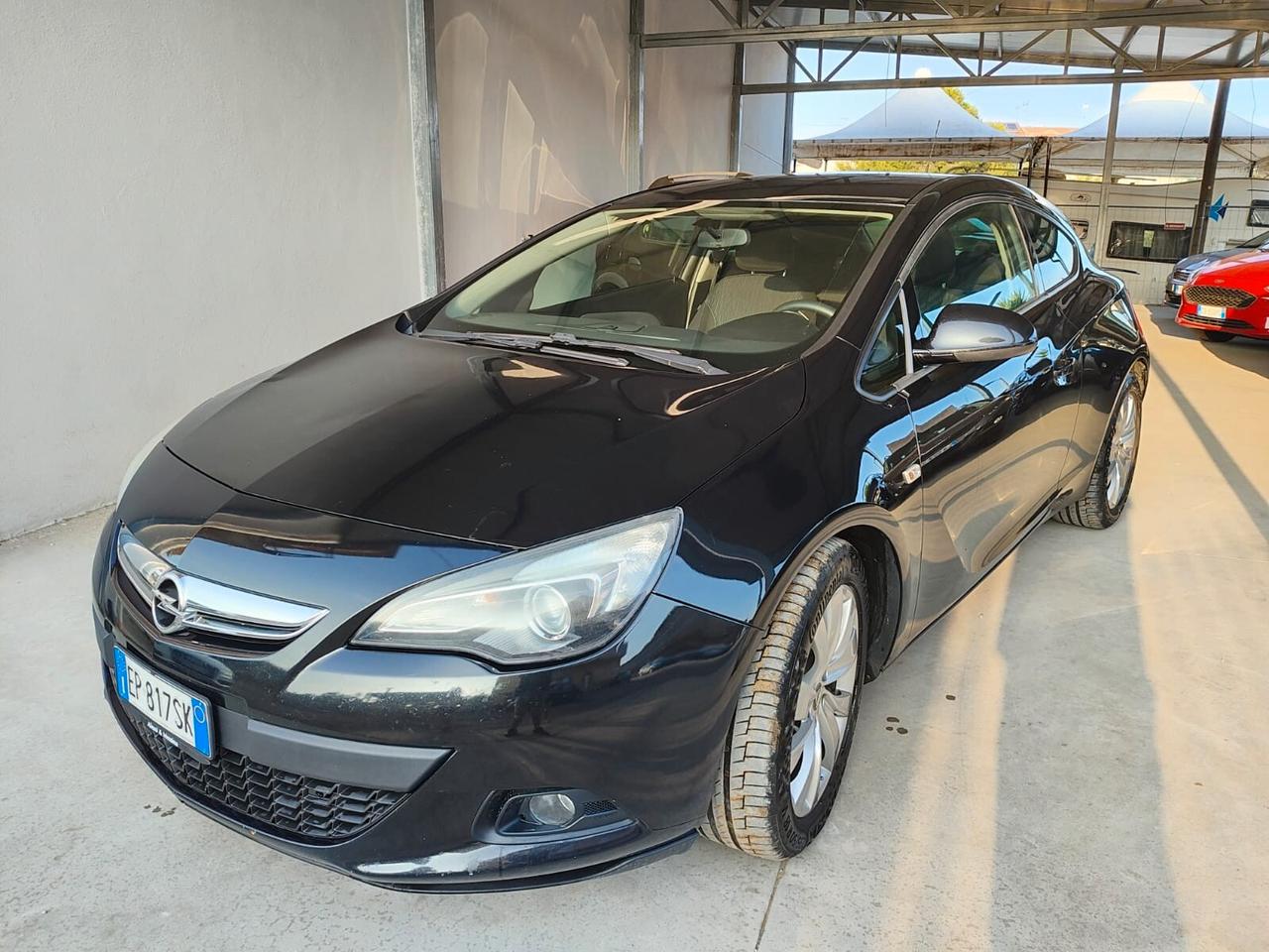 Opel Astra GTC 1.7 CDTI 110CV 3 porte unico proprietario