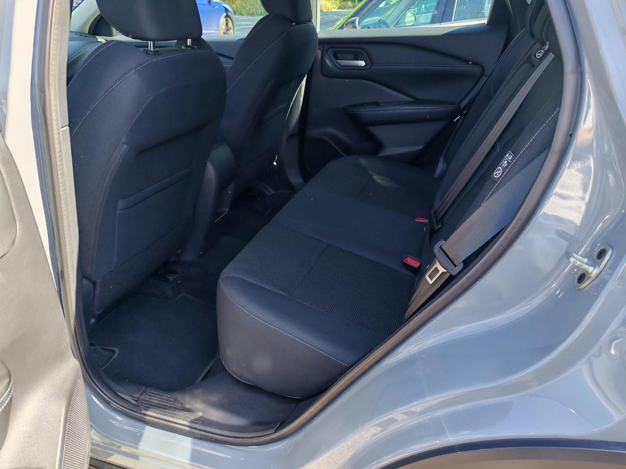 Nissan Qashqai MHEV 140 CV Business
