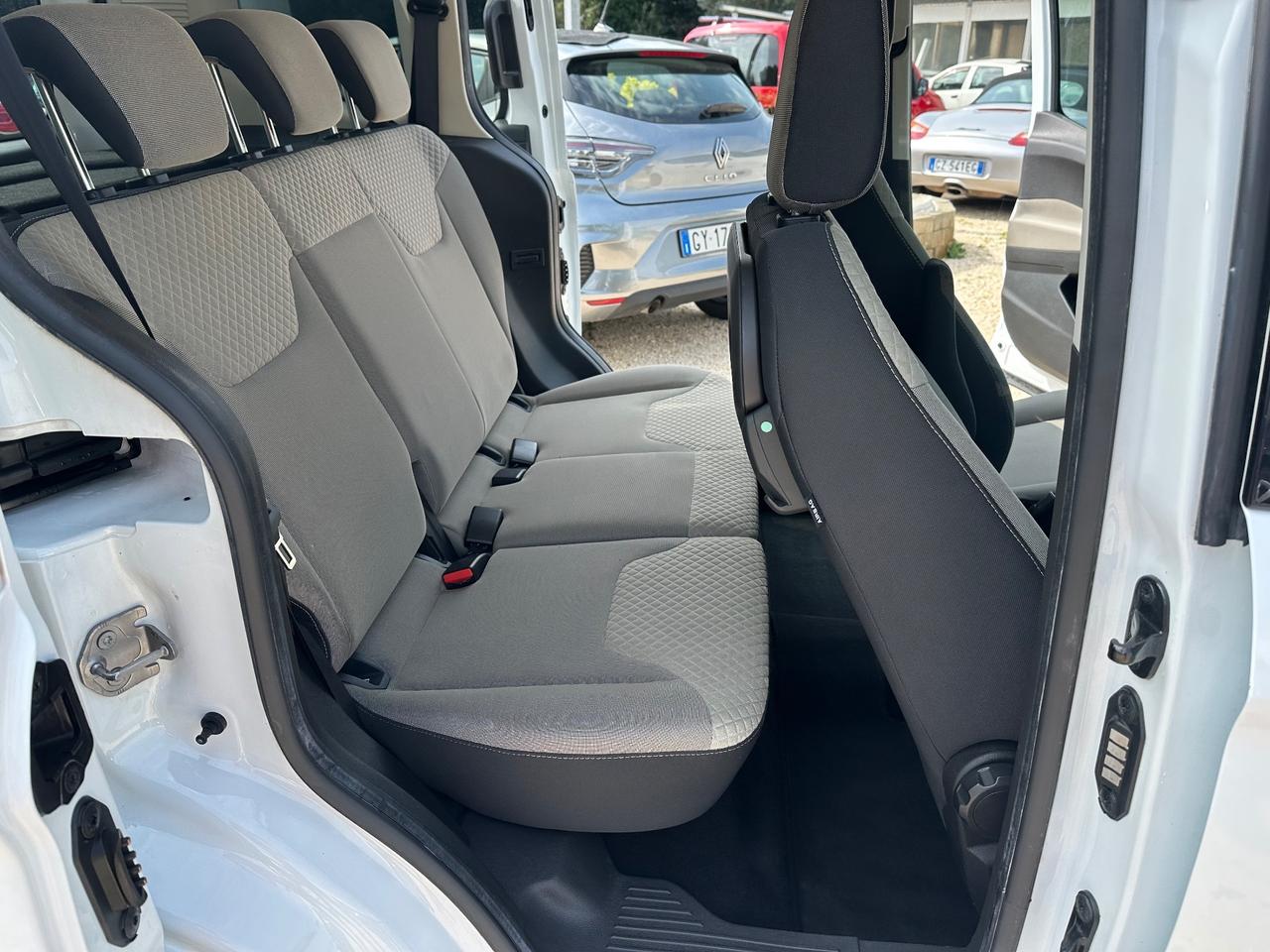 FORD TOURNEO COURIER 1.0 BENZINA EURO 6B