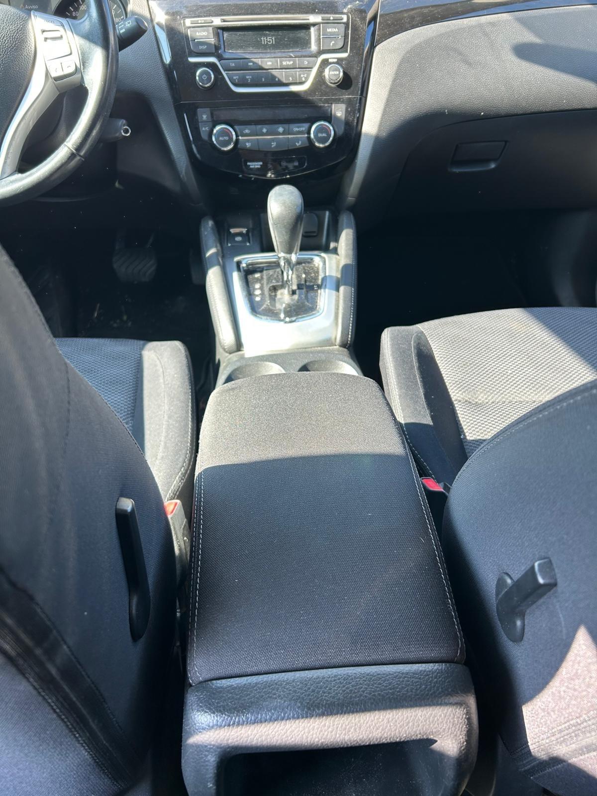 Nissan Qashqai 1.6 dCi AUTOMATICO POCO INCIDENTATO