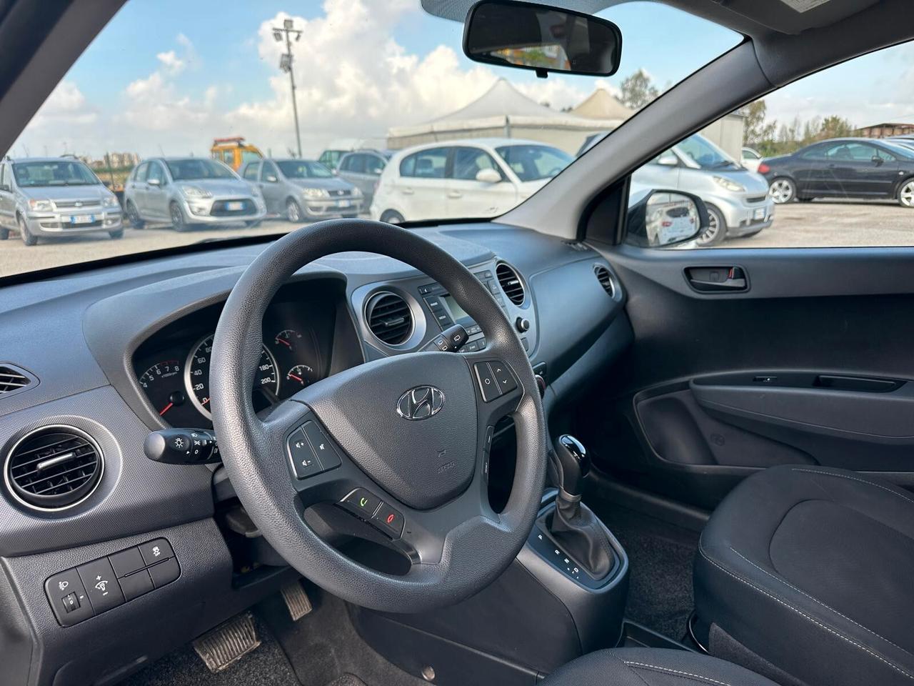 Hyundai i10 Benzina Automatica