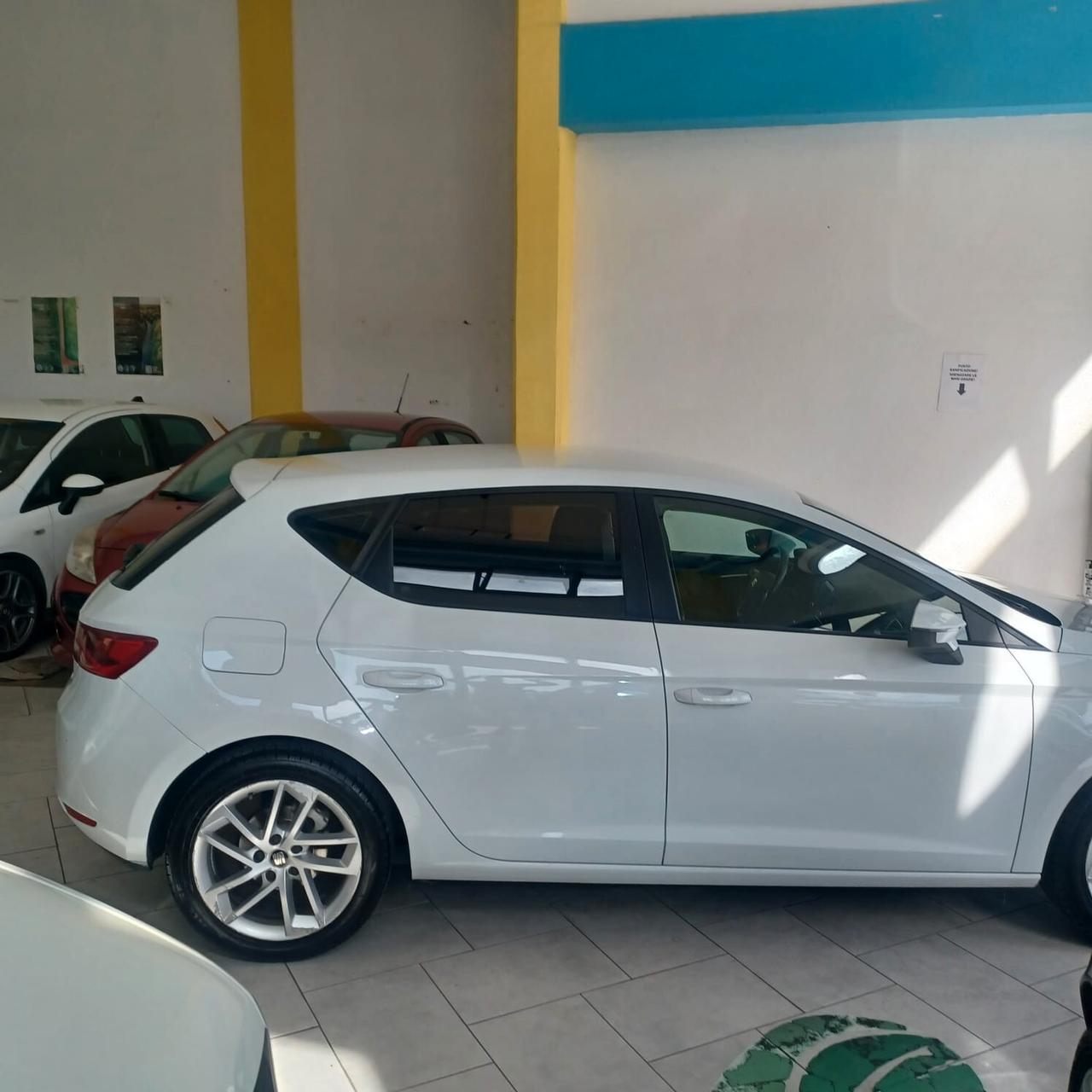 REGOLARMENTE TAGLIANDATA LEON 1.6 TDI PERFETTA