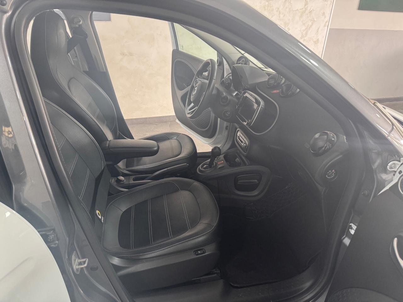 Smart ForFour EQ Passion ELETTRICA