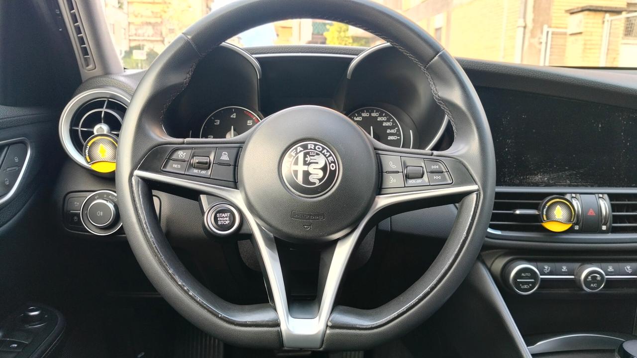 Alfa Romeo Giulia 2.2 Turbodiesel 160 CV AT8 Executive