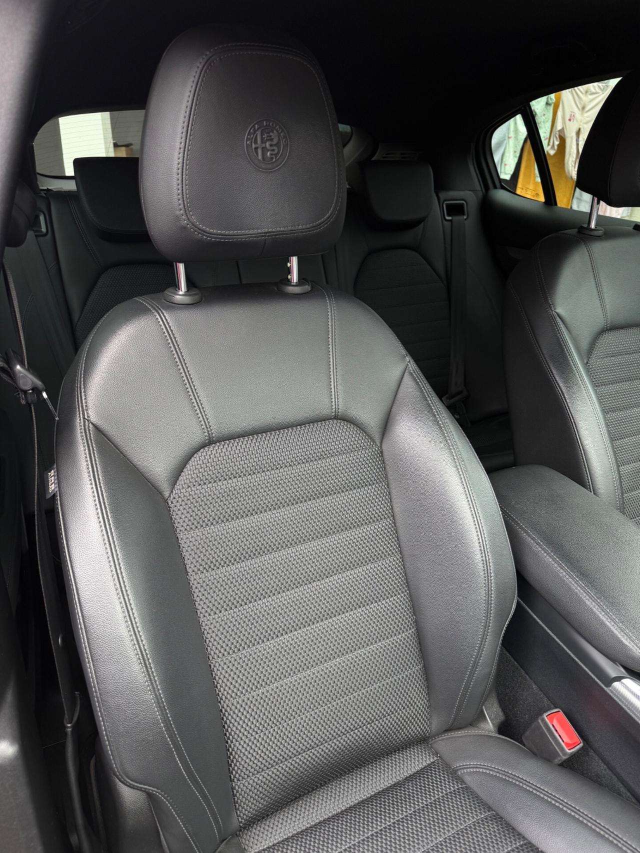 Alfa Romeo Stelvio 2.2 Turbodiesel 190 CV AT8 Q4 Sprint