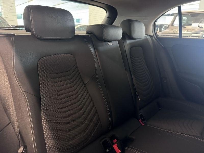 Mercedes-Benz Classe A A 180 d Advanced auto
