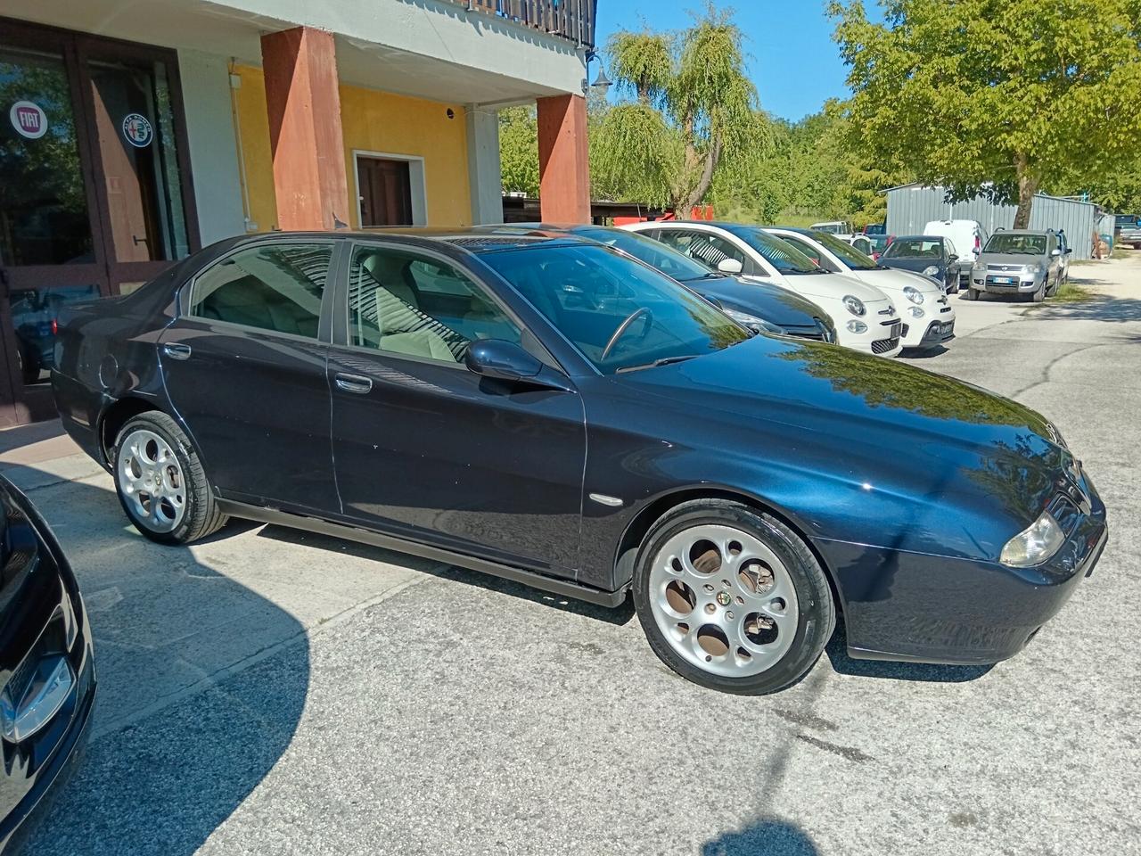 Alfa Romeo 166 2.4 JTD 150CV DISTINCTIVE