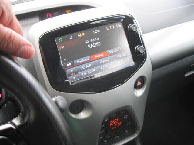 Toyota Aygo 1.0 VVT-i 69 CV 5 porte x-cool TSS FINANZIABILE NEOPATENTATI