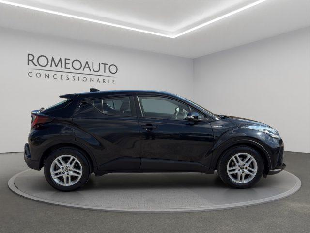 TOYOTA C-HR 1.8 Hybrid E-CVT Active