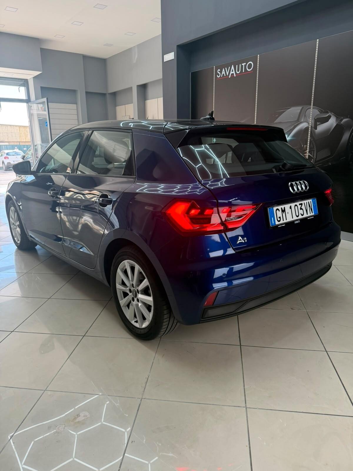 Audi A1 SPB 35 TFSI S tronic Identity Black