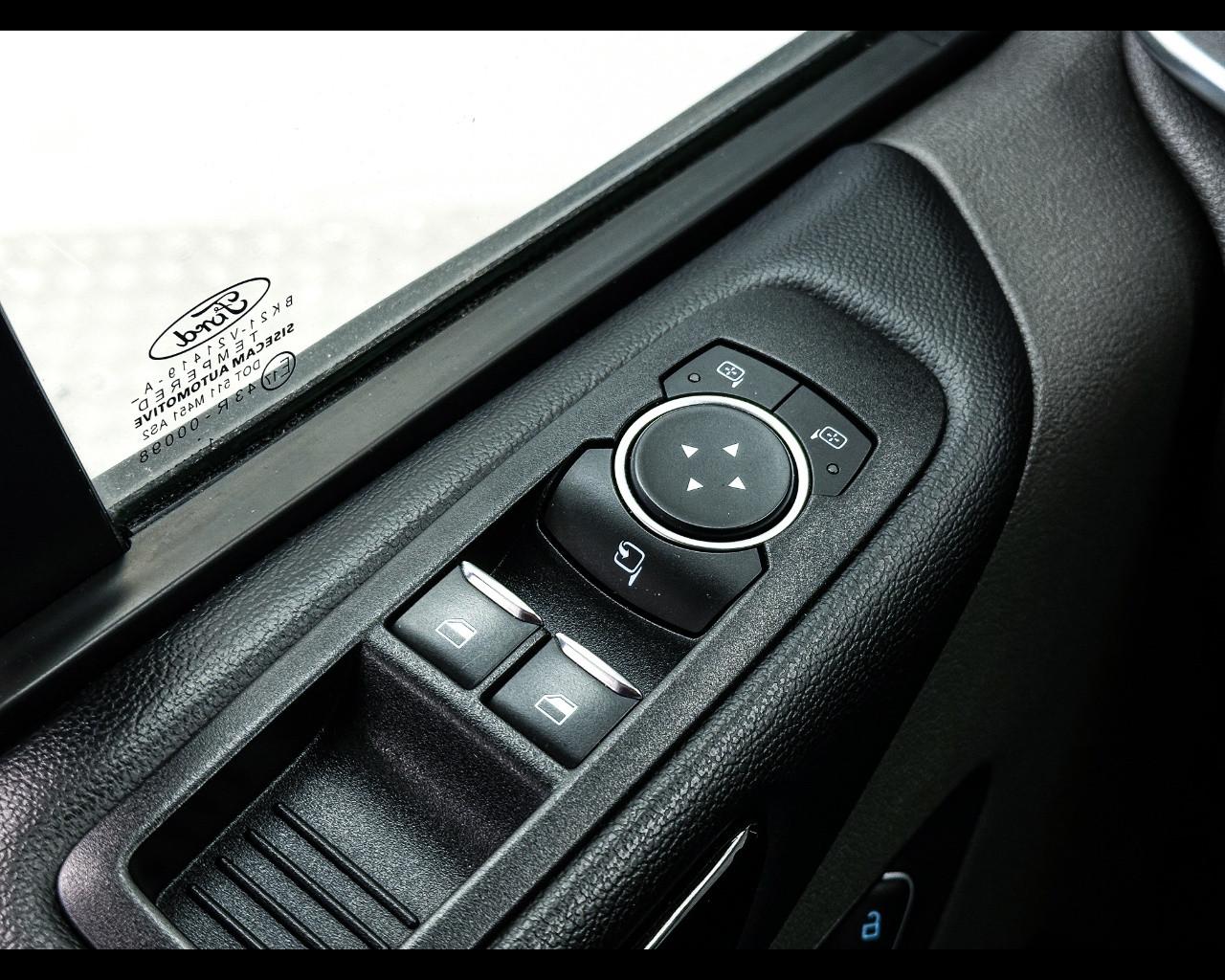 FORD Tourneo Custom 1ª s - Tourneo Custom 320 2.0 EcoBlue 185CV MHEV PC Titanium