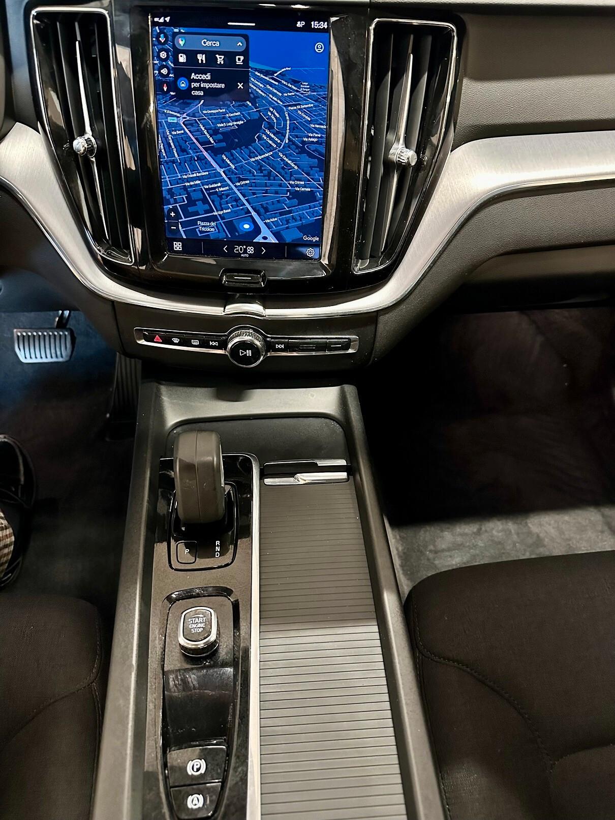 Volvo XC 60 XC60 B4 (d) AWD Geartronic Momentum Pro