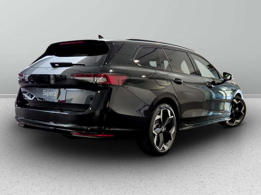 Skoda Superb Wagon 2.0 tdi Sportline 150cv dsg