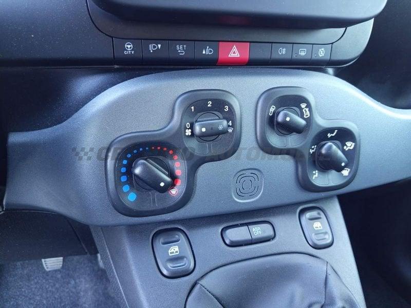 FIAT Panda Panda 1.0 firefly hybrid City Life s&s 70cv 5p.ti